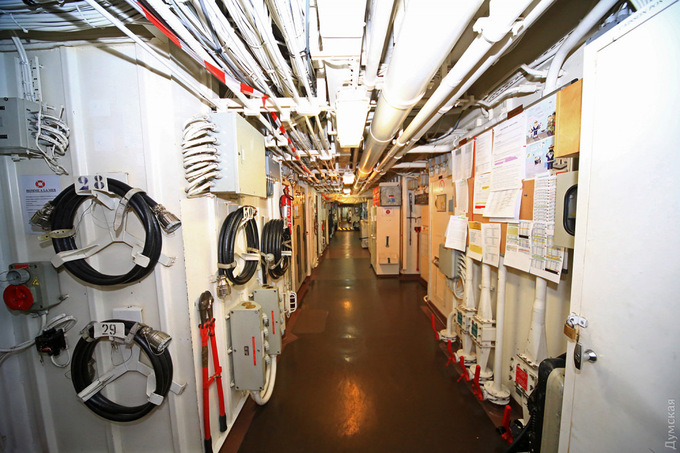 Bên trong tàu chiến Pháp duy nhất có nữ hạm trưởng